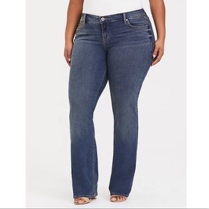 ❌SOLD❌ Torrid Relaxed Boot Mid Rise Vintage Jean